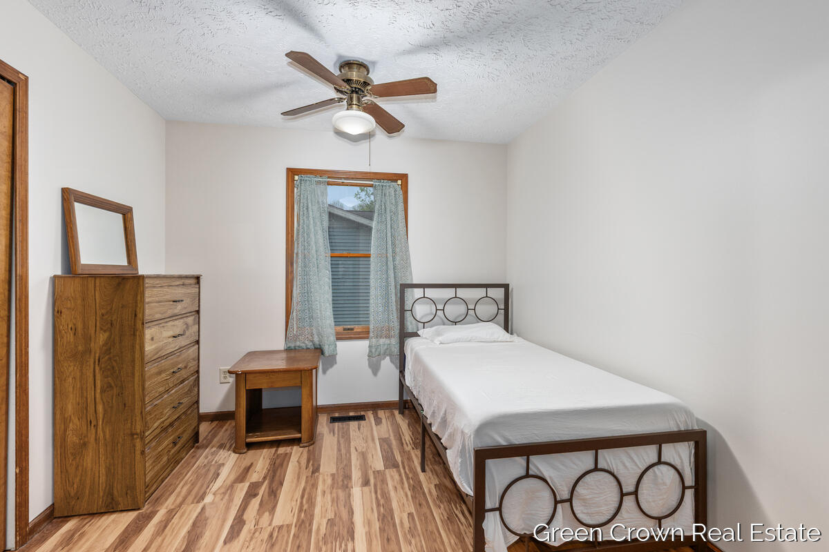 4982 Wilcox Road Property Photo 15