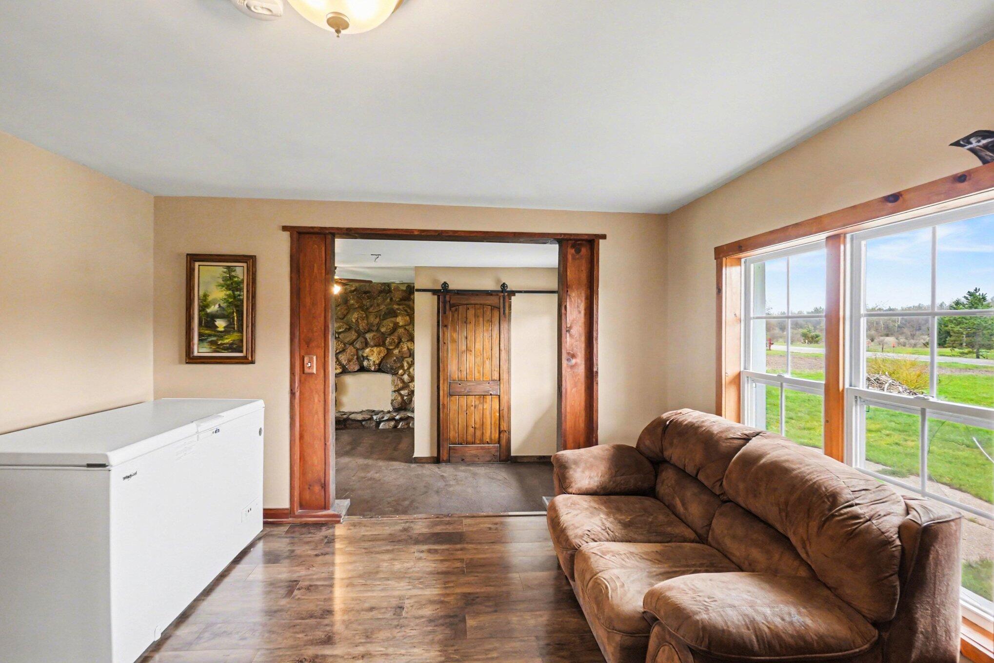 5771 N Woodbridge Road Property Photo 3