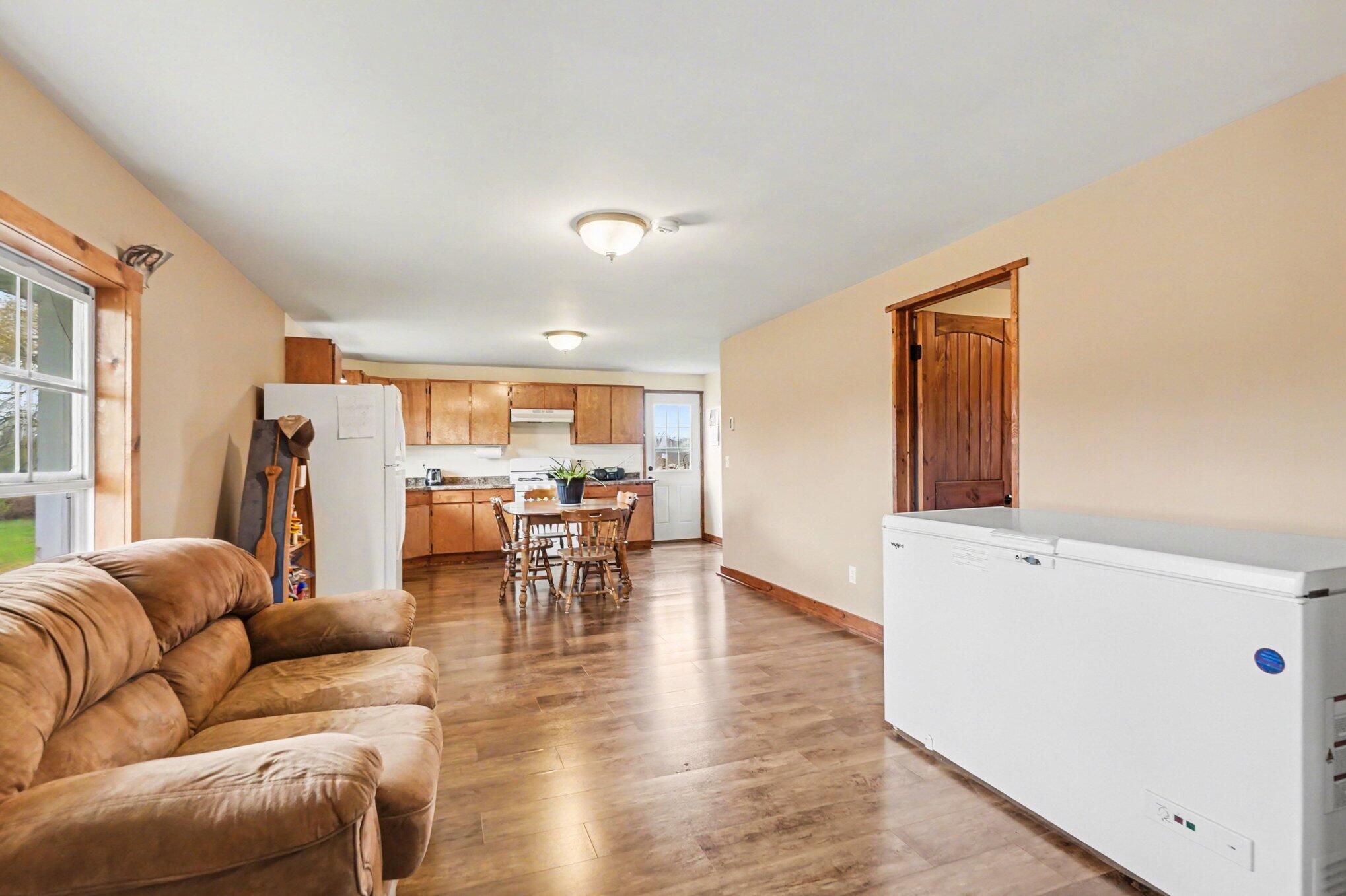 5771 N Woodbridge Road Property Photo 5