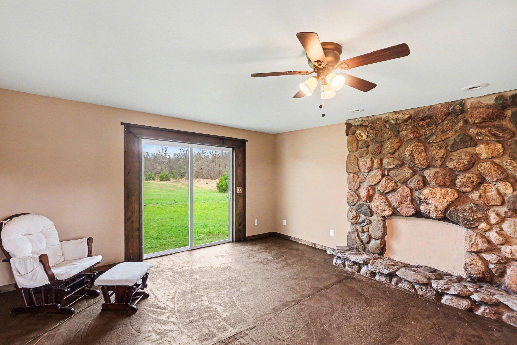 5771 N Woodbridge Road Property Photo 8