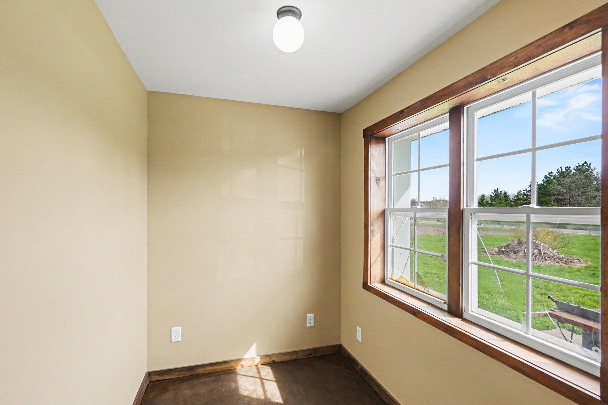 5771 N Woodbridge Road Property Photo 21
