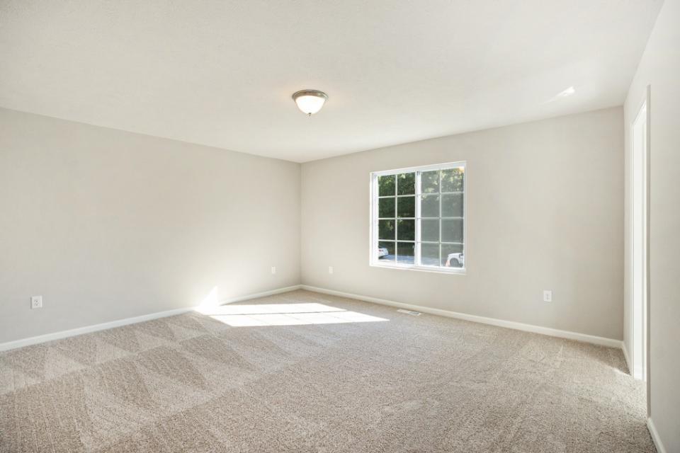 18342 Loganwood Trail Property Photo 9