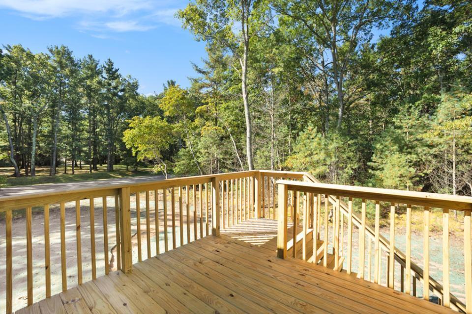 18342 Loganwood Trail Property Photo 26