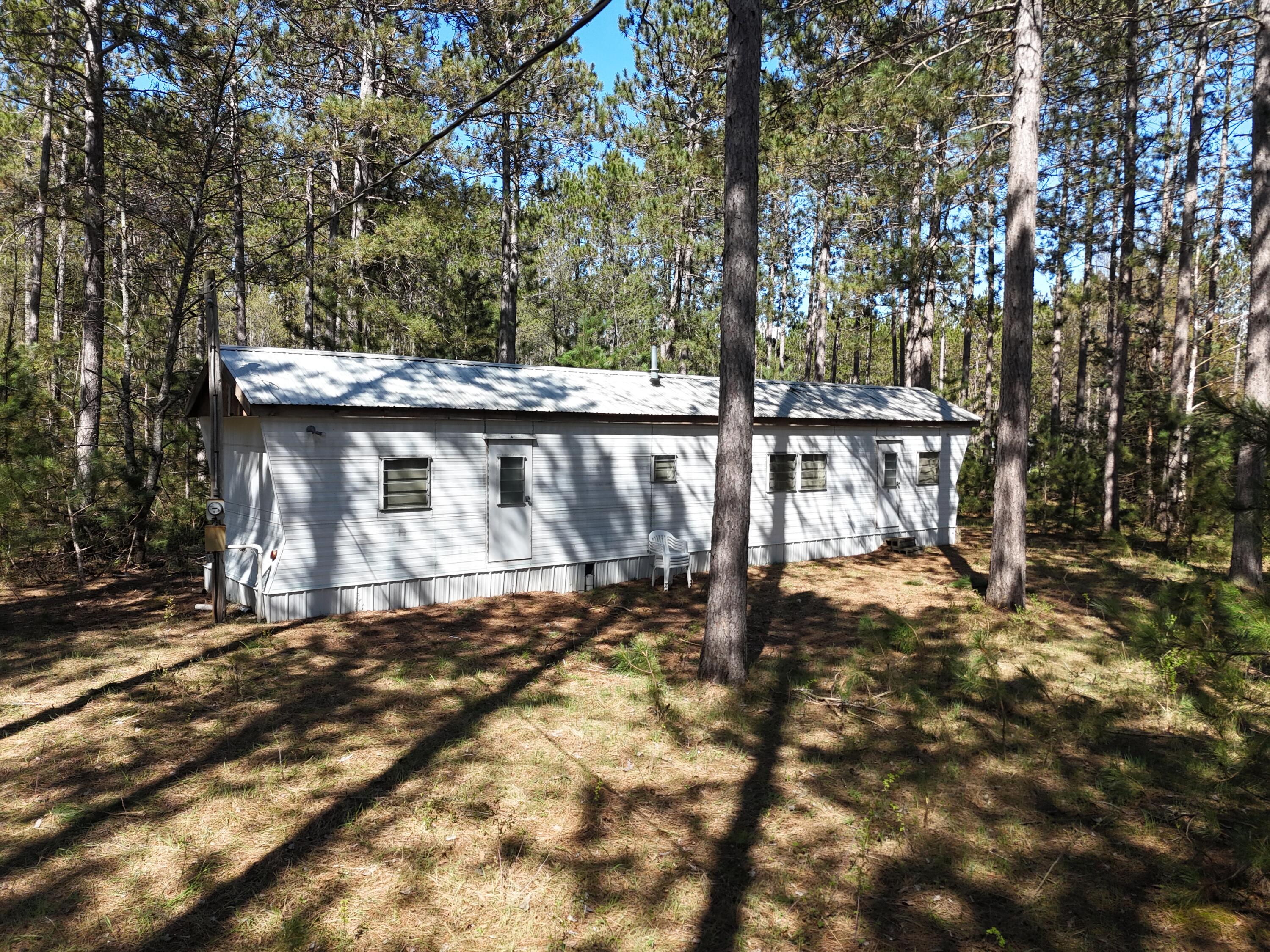 16880 Vondra Road Property Photo 3