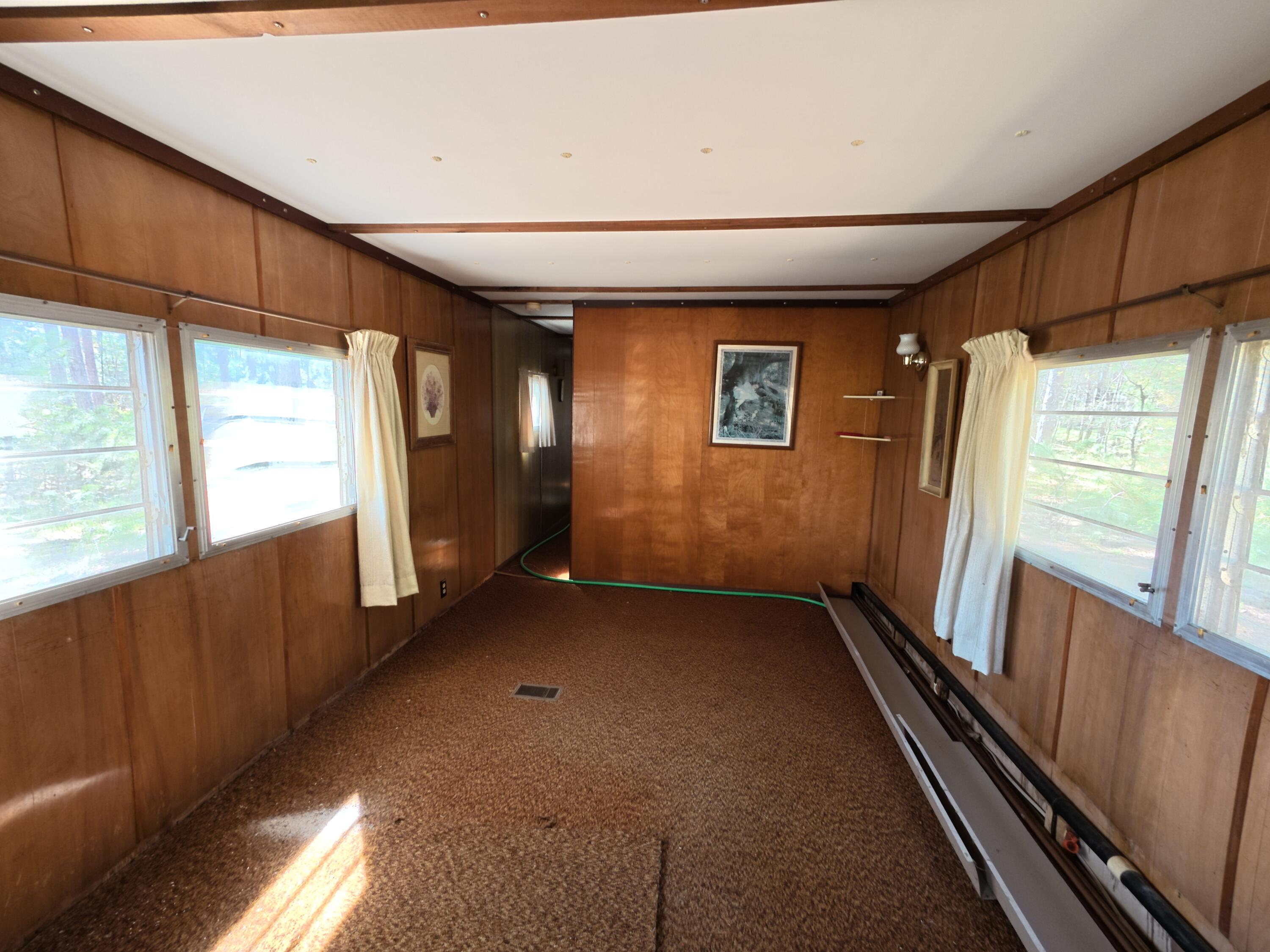 16880 Vondra Road Property Photo 14