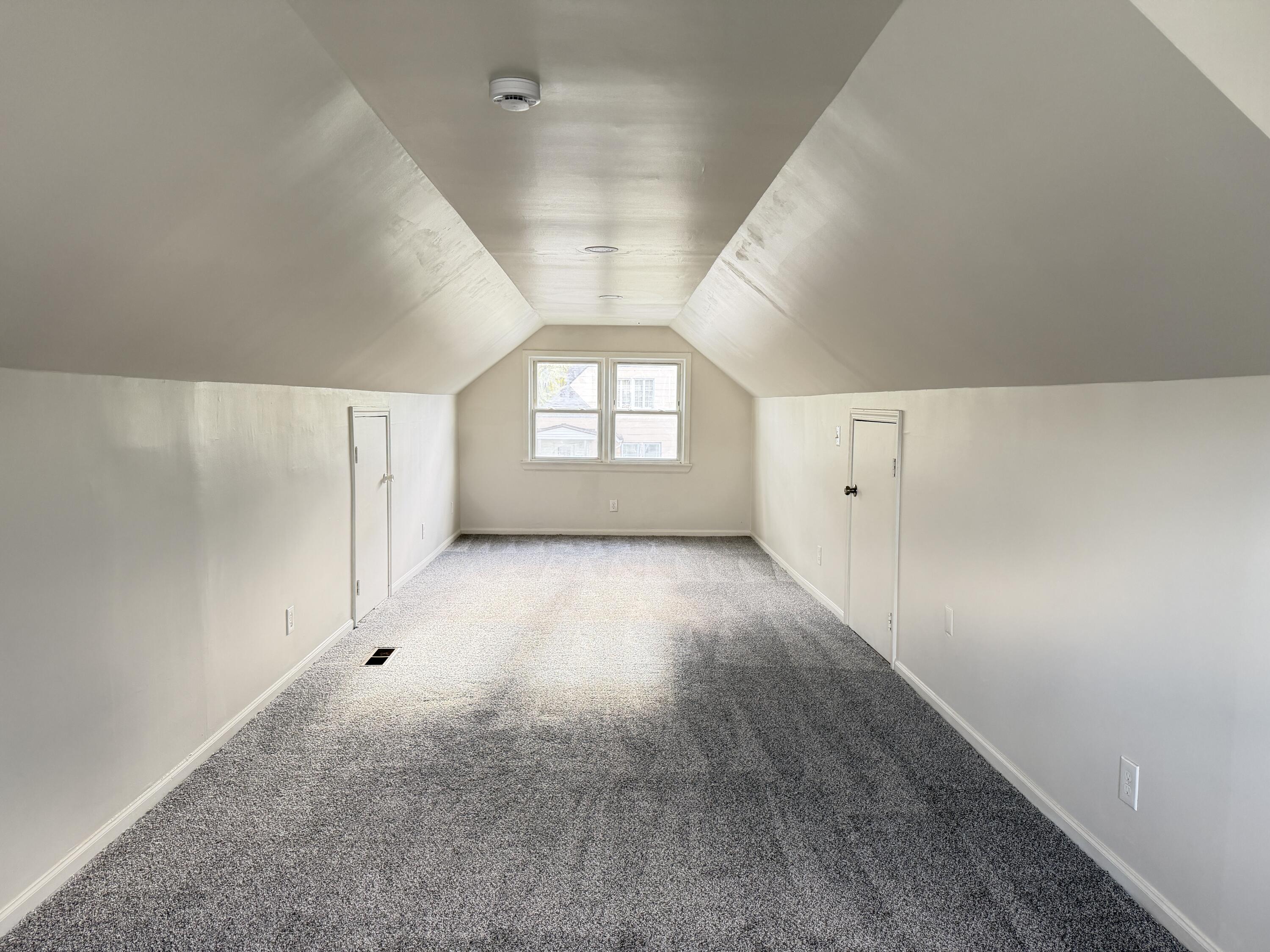 22864 Piper Avenue Property Photo 10