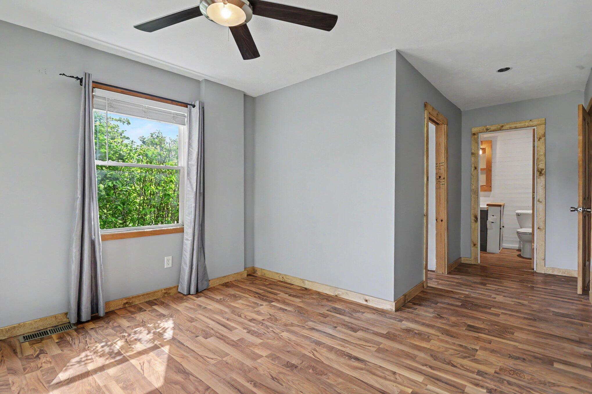 243 E Catherine Street Property Photo 12