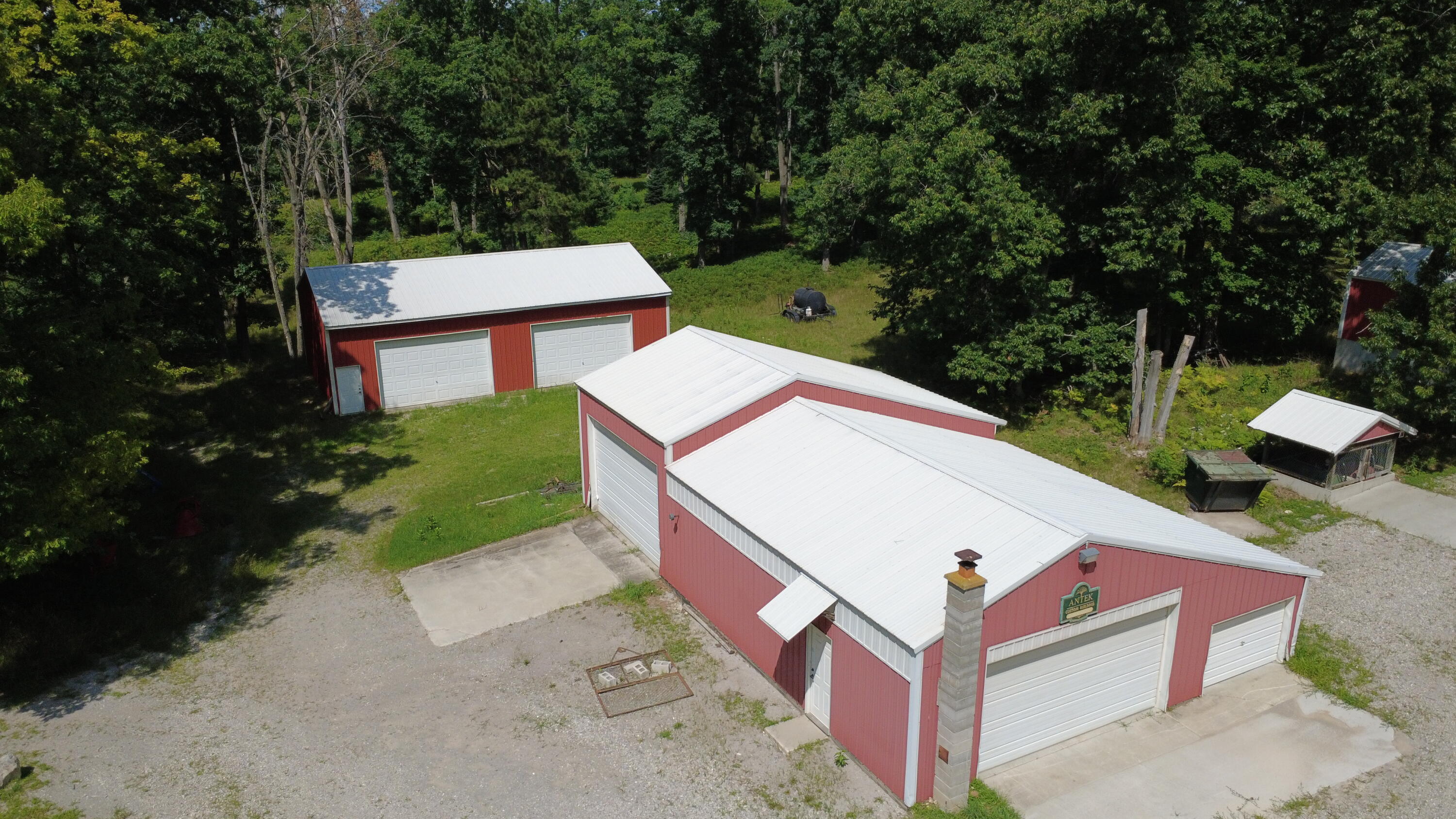 10838 Broad Road Property Photo 3