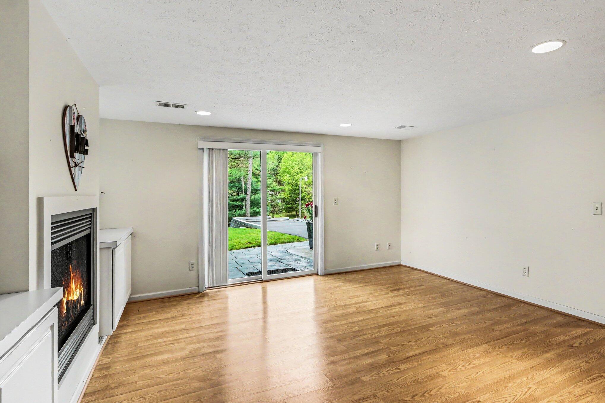 6700 N Sprinkle Road Property Photo 10