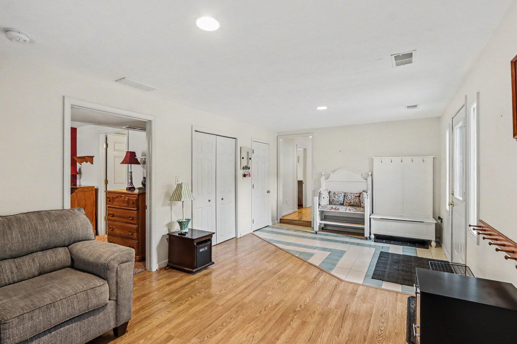 6700 N Sprinkle Road Property Photo 12