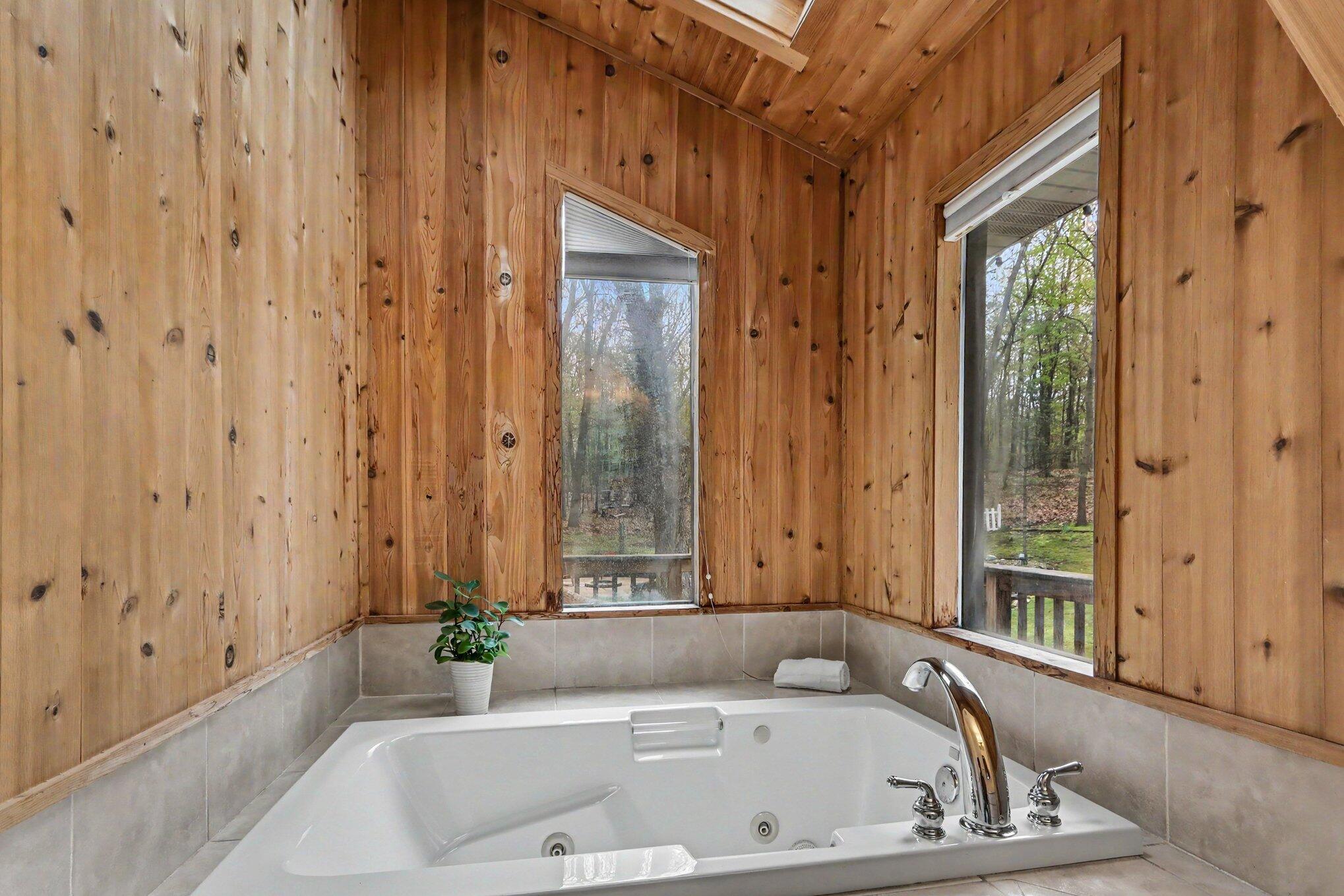 6700 N Sprinkle Road Property Photo 19