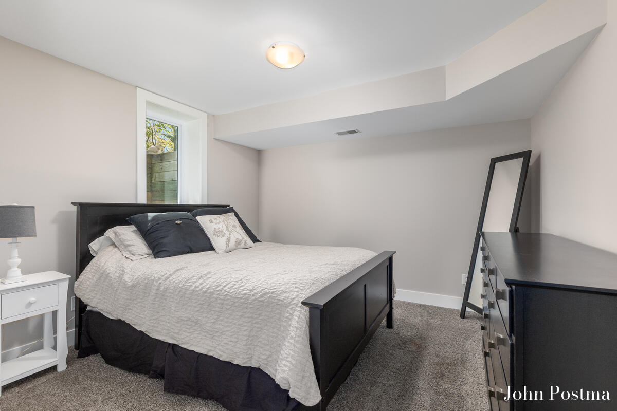 7314 Thornapple Park Drive Se Property Photo 23