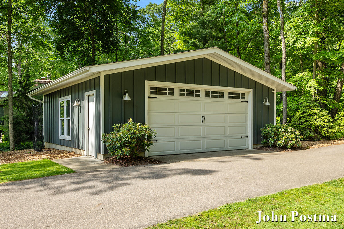 7314 Thornapple Park Drive Se Property Photo 27