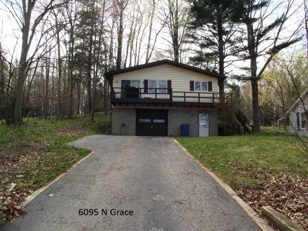 6105 6095 N Grace Avenue Property Photo 2