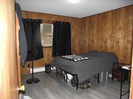 6105 6095 N Grace Avenue Property Photo 7