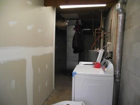 6105 6095 N Grace Avenue Property Photo 10