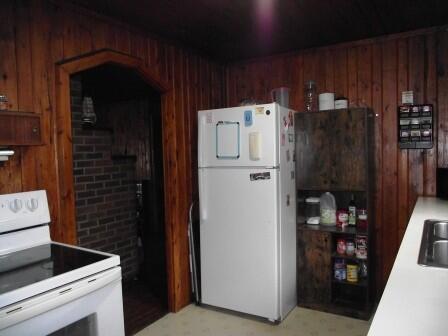 6105 6095 N Grace Avenue Property Photo 20