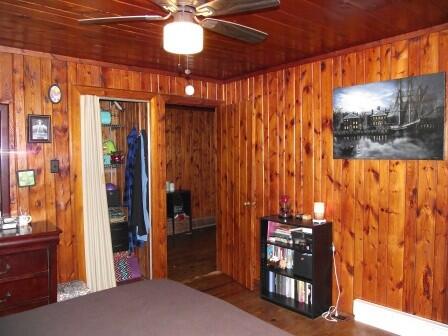 6105 6095 N Grace Avenue Property Photo 24