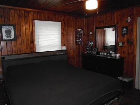 6105 6095 N Grace Avenue Property Photo 25