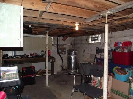 6105 6095 N Grace Avenue Property Photo 32