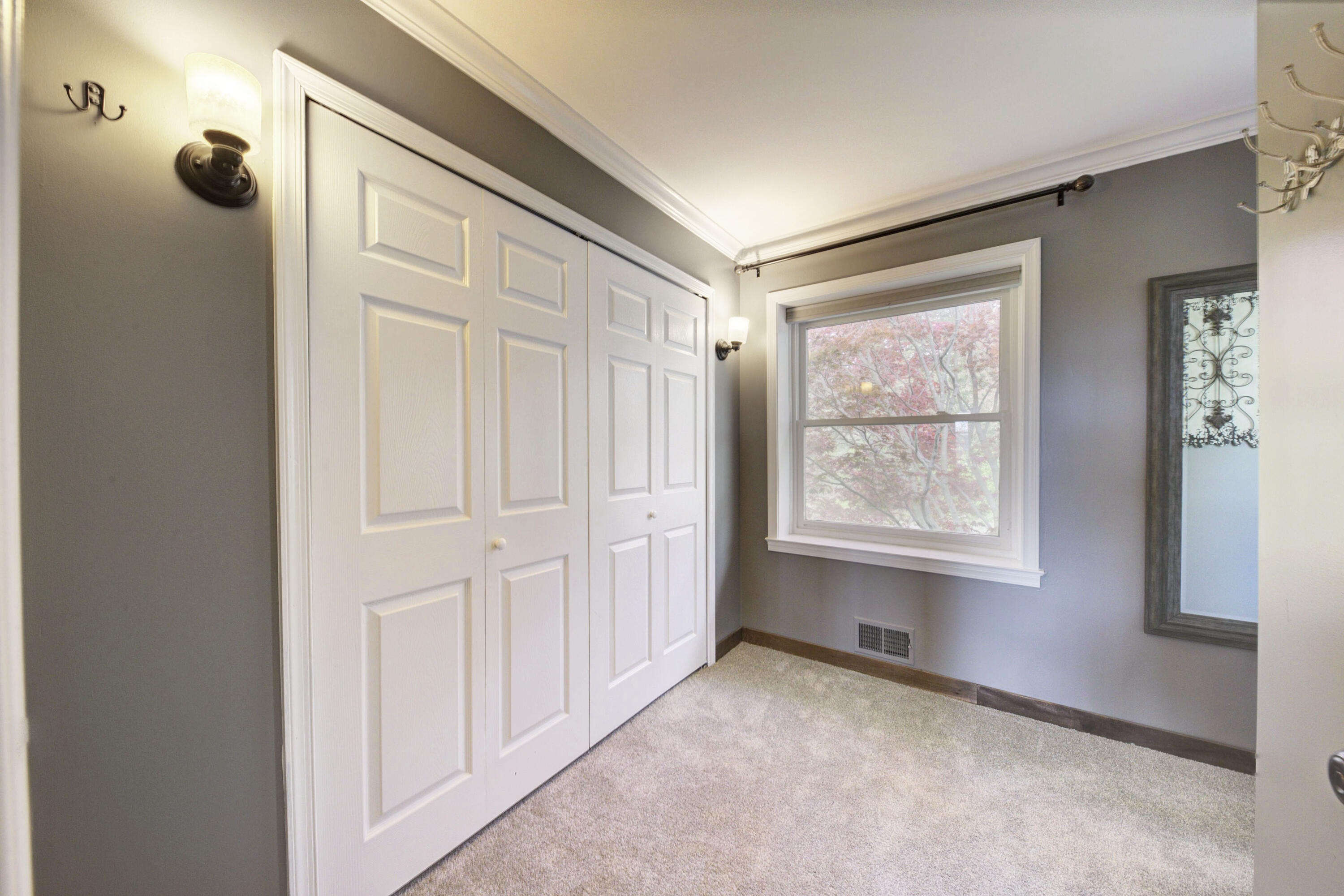 6270 Mack Road Property Photo 34