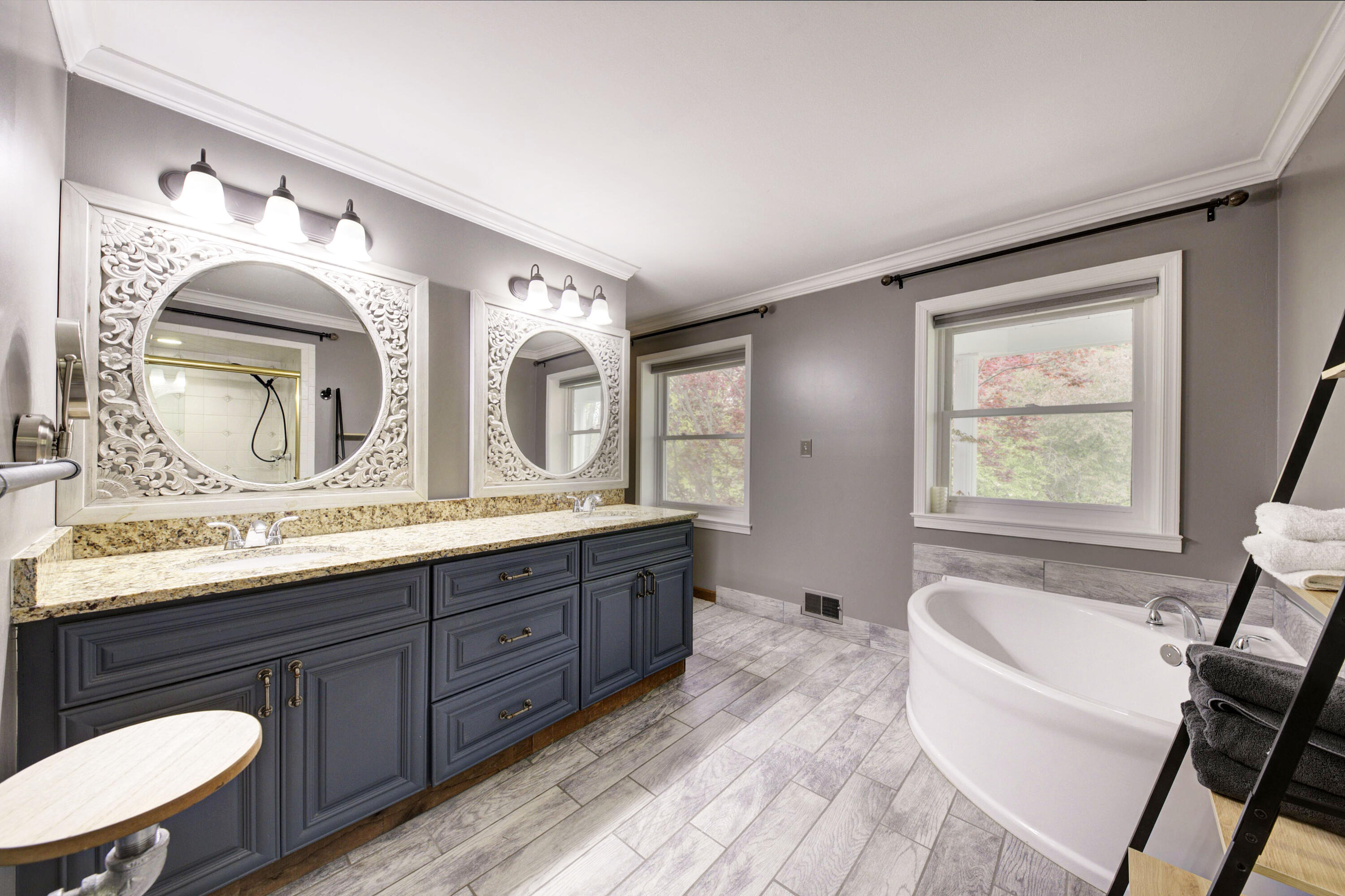 6270 Mack Road Property Photo 39