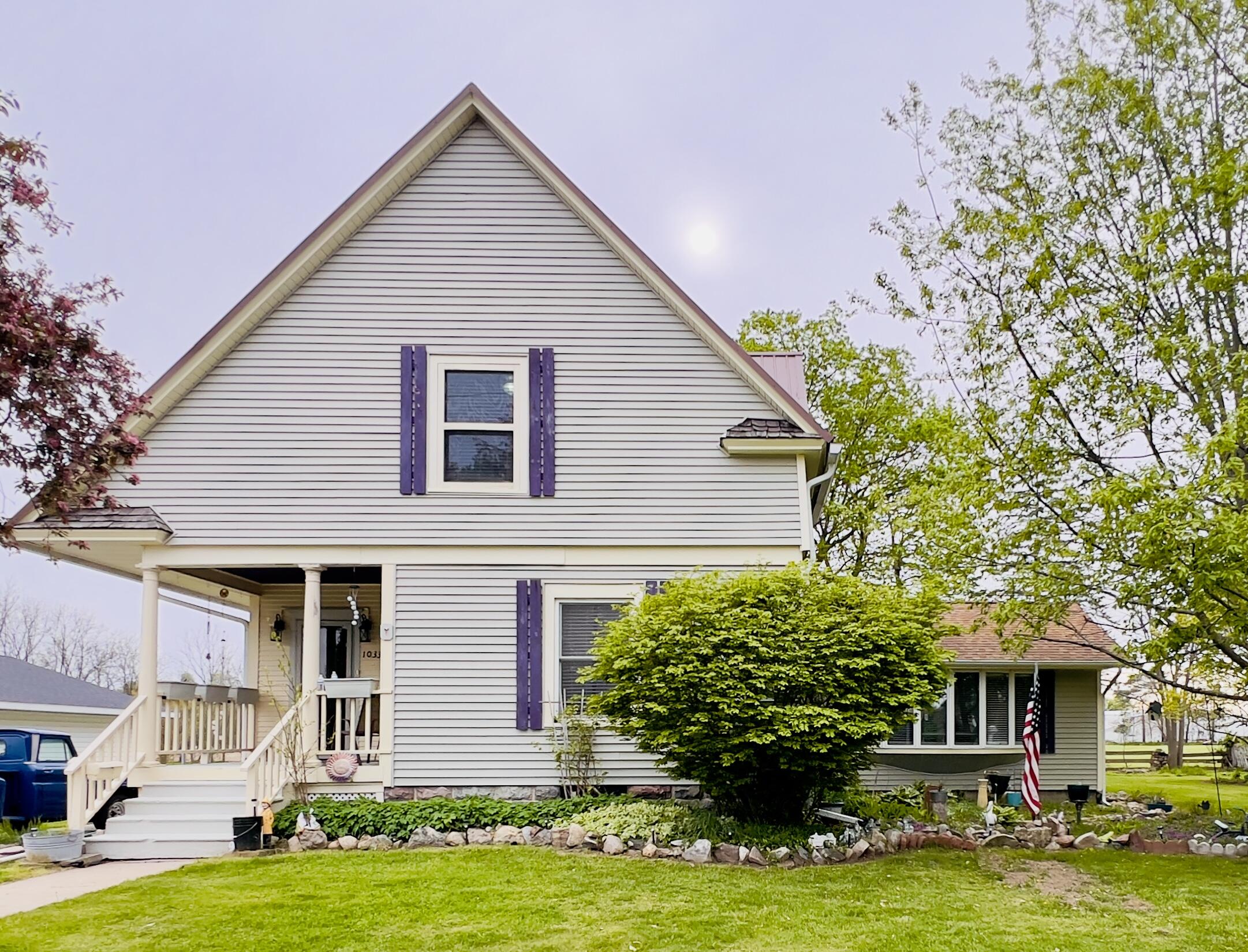 1033 Washington Boulevard Property Photo 1
