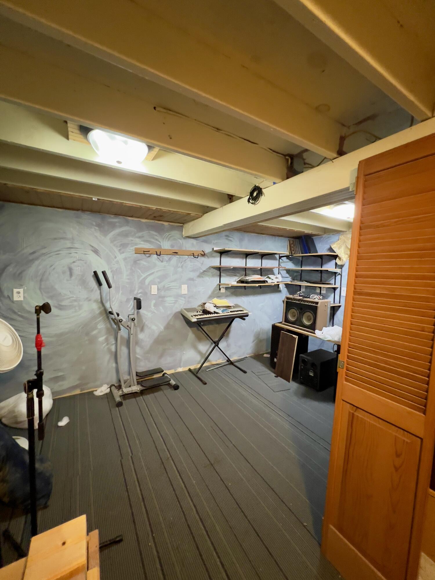 1033 Washington Boulevard Property Photo 45