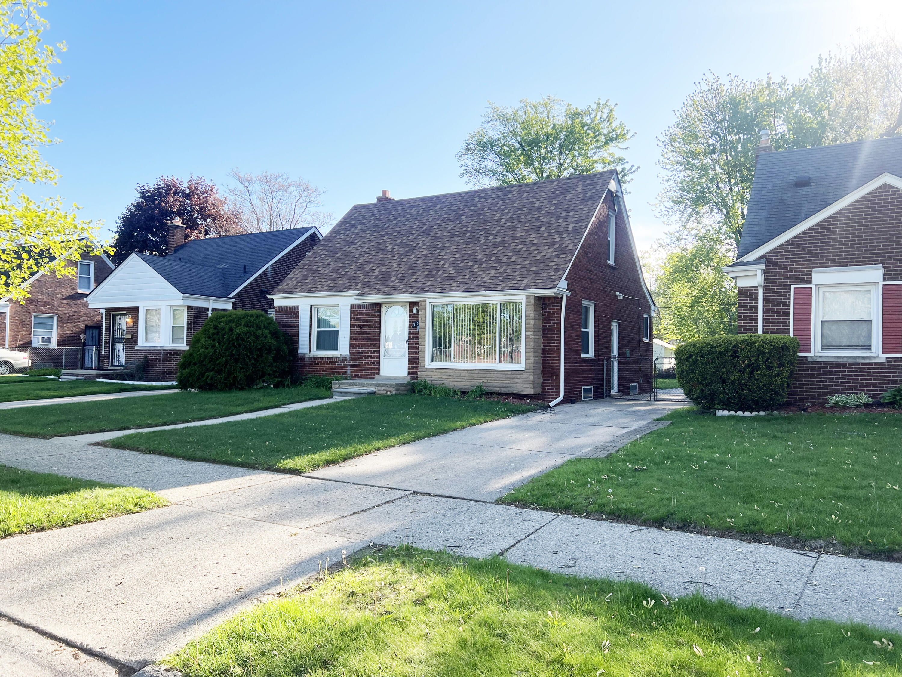 7730 Chatham Property Photo 1