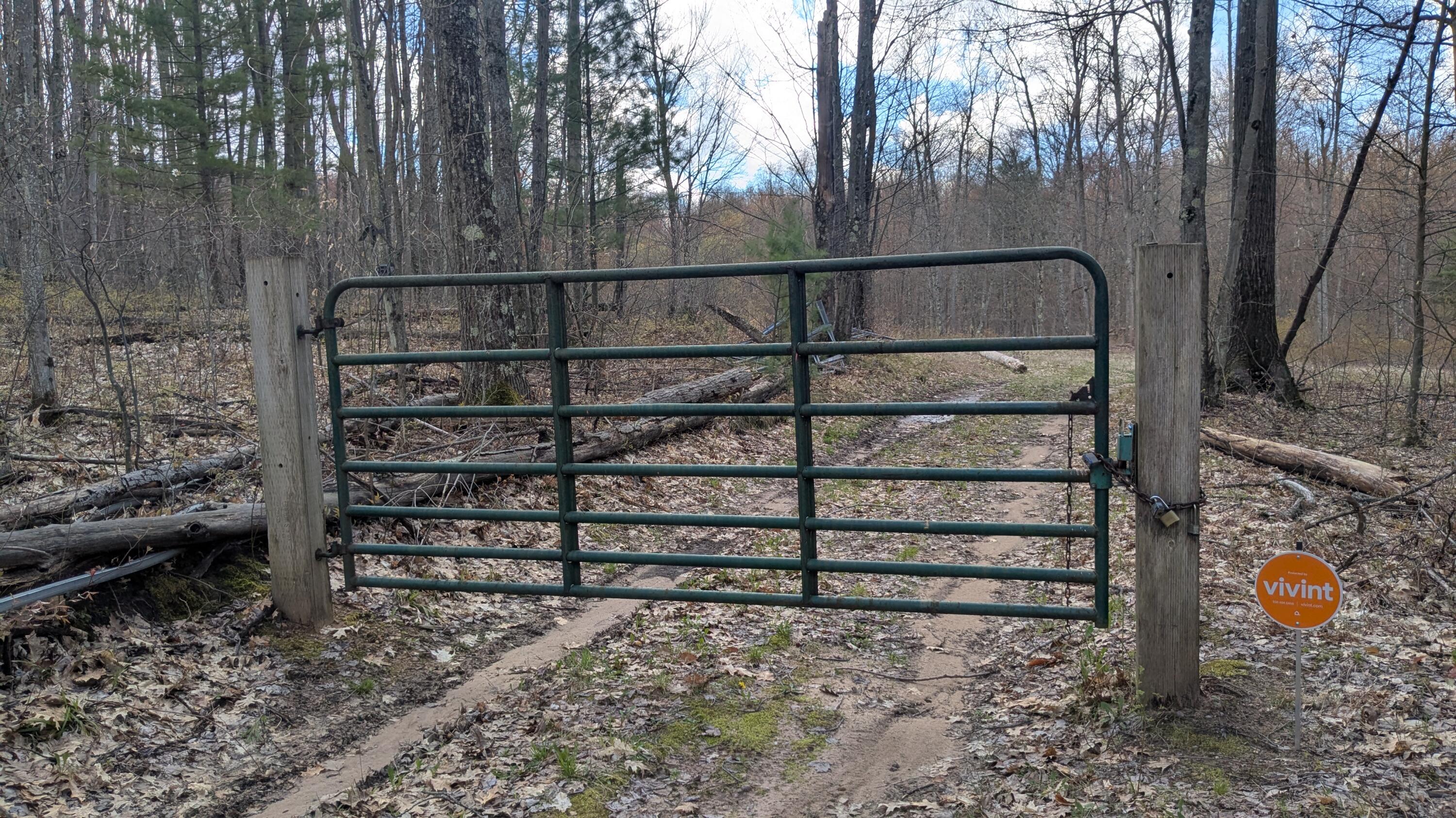 20179 Coates Highway Property Photo 2