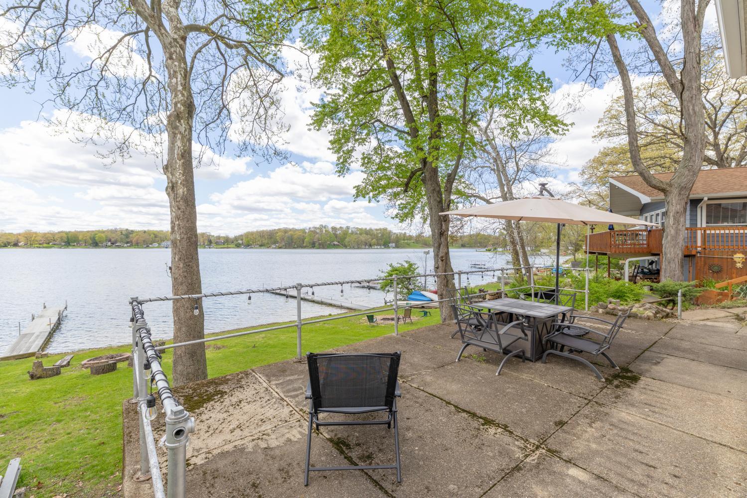 58484 E Clear Lake Road Property Photo 25