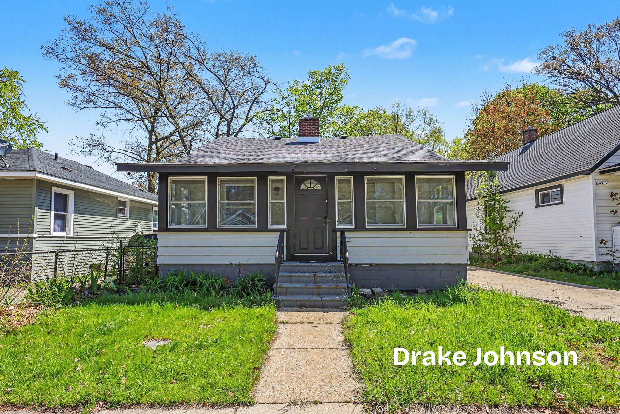 1626 Dyson Street Property Photo 1