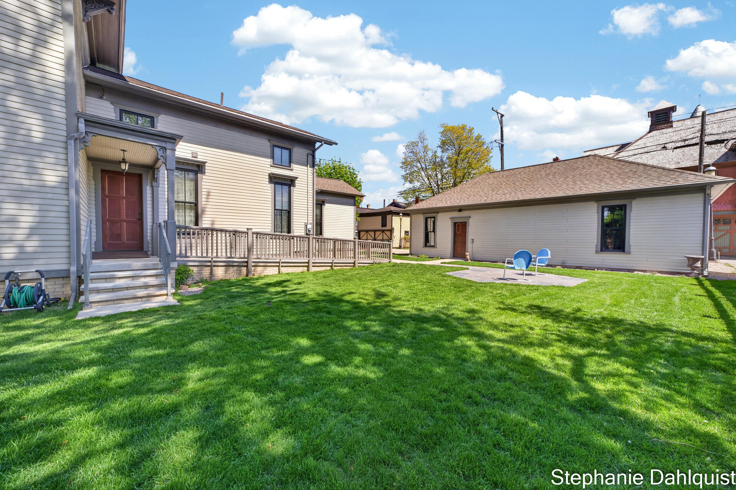 511 W Clay Avenue Property Photo 7
