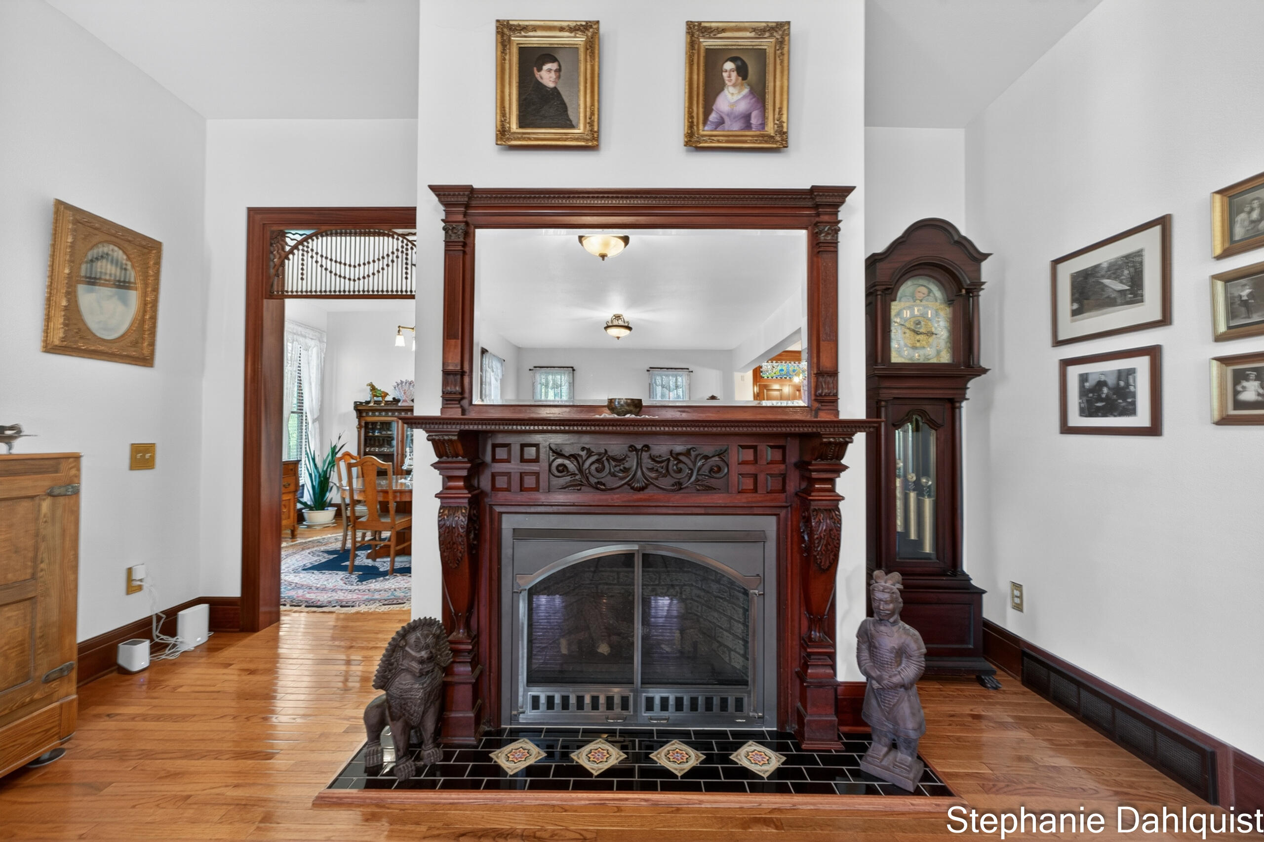 511 W Clay Avenue Property Photo 17