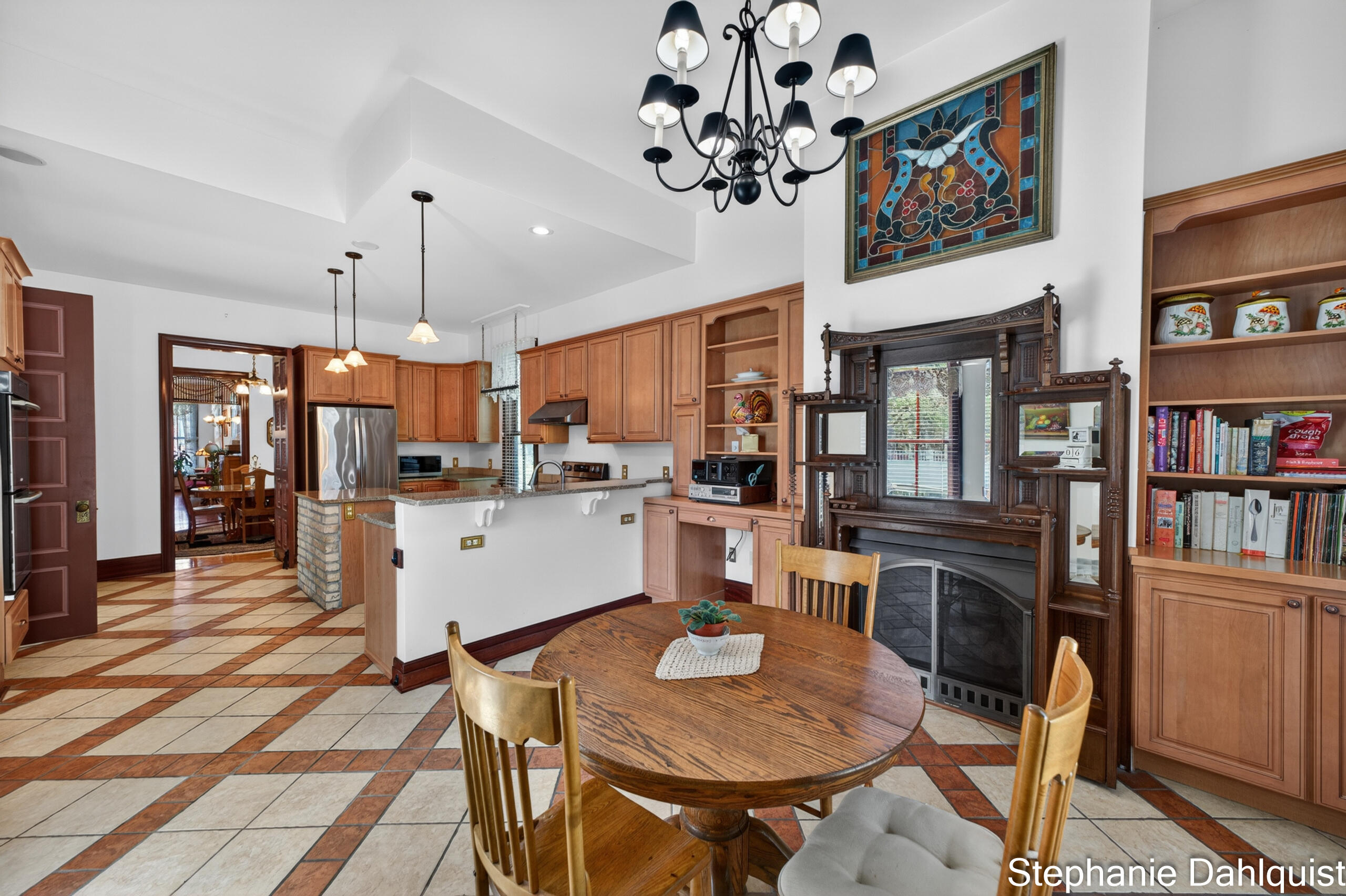 511 W Clay Avenue Property Photo 26