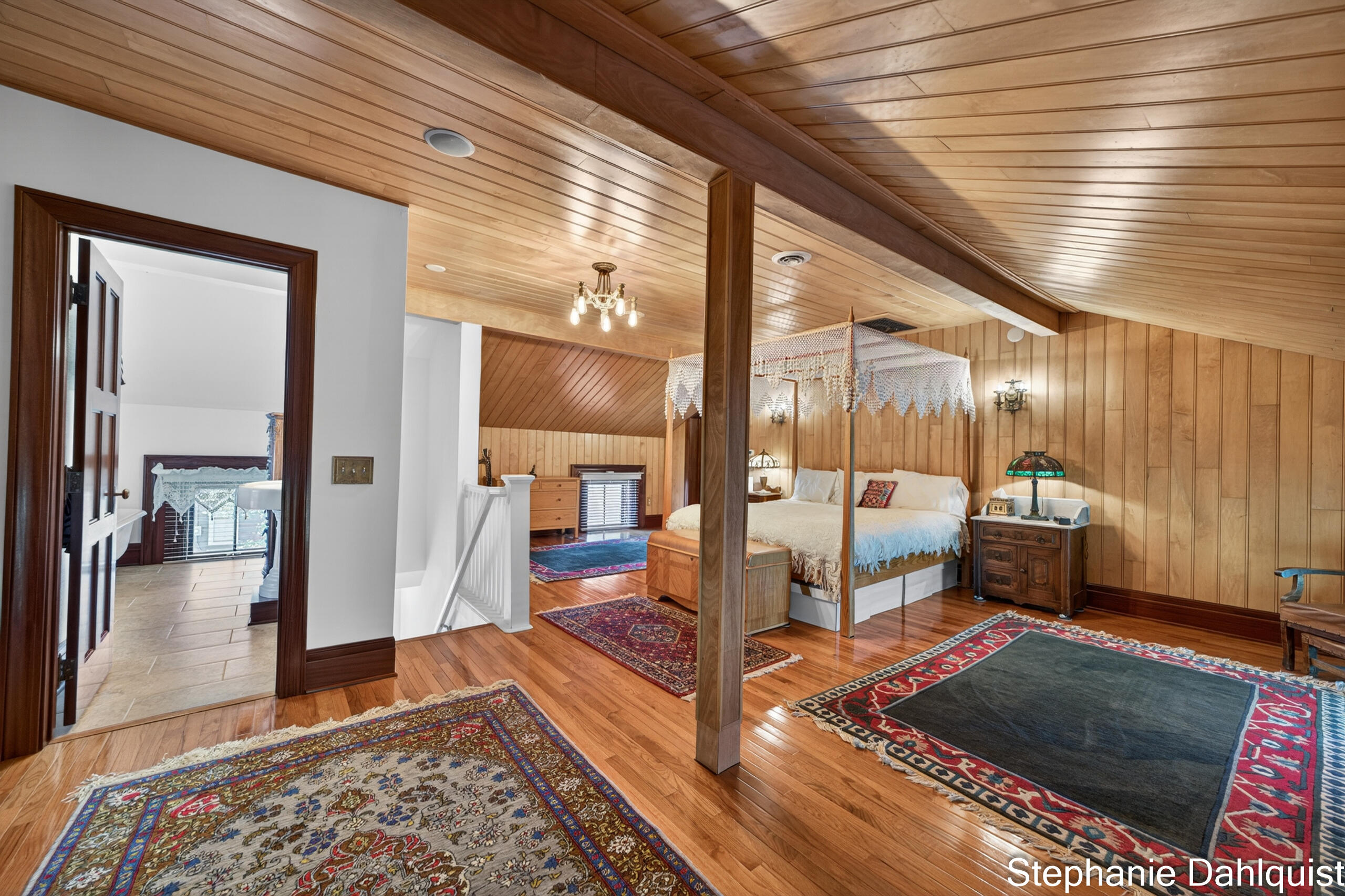511 W Clay Avenue Property Photo 35