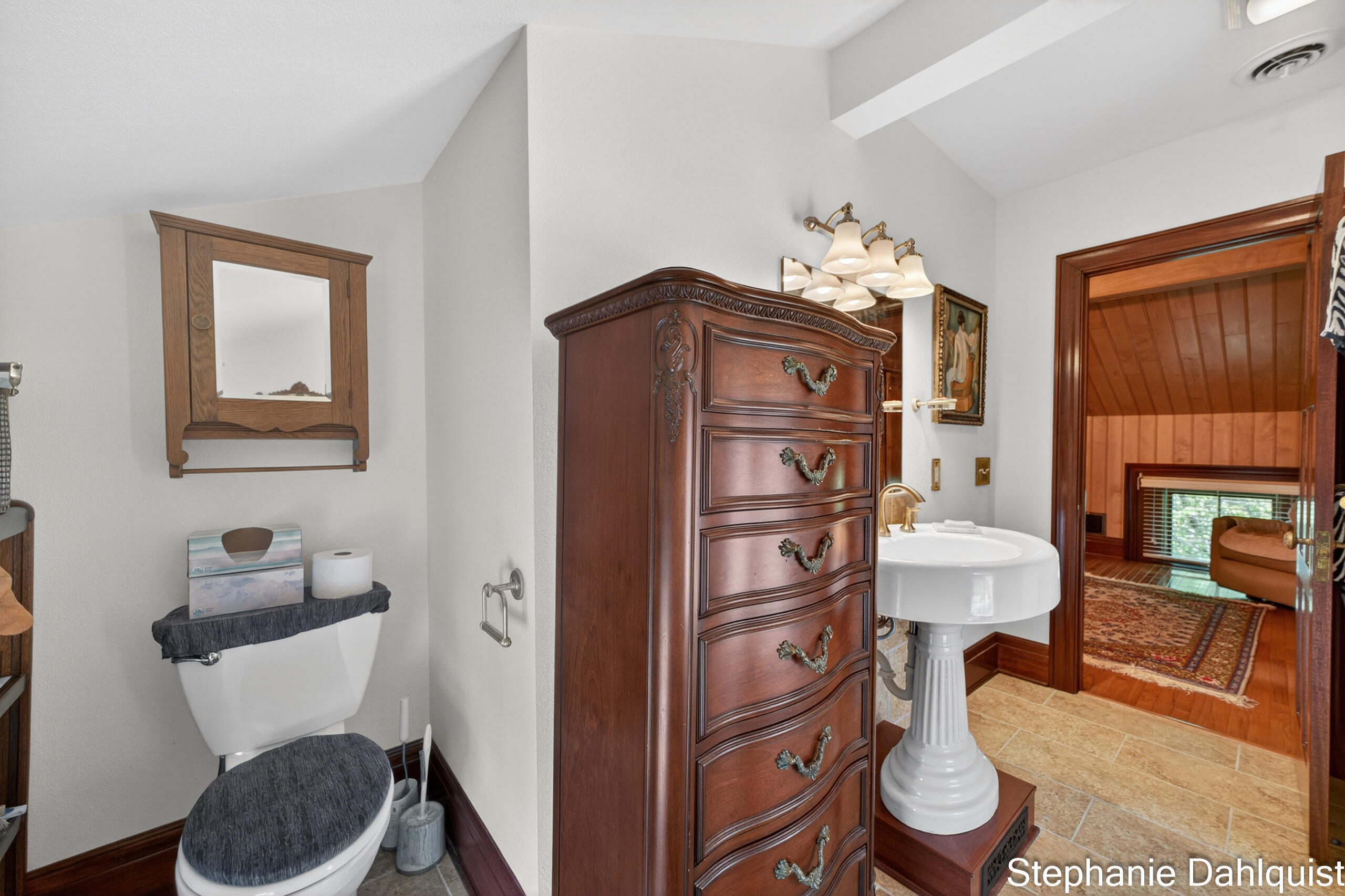511 W Clay Avenue Property Photo 38