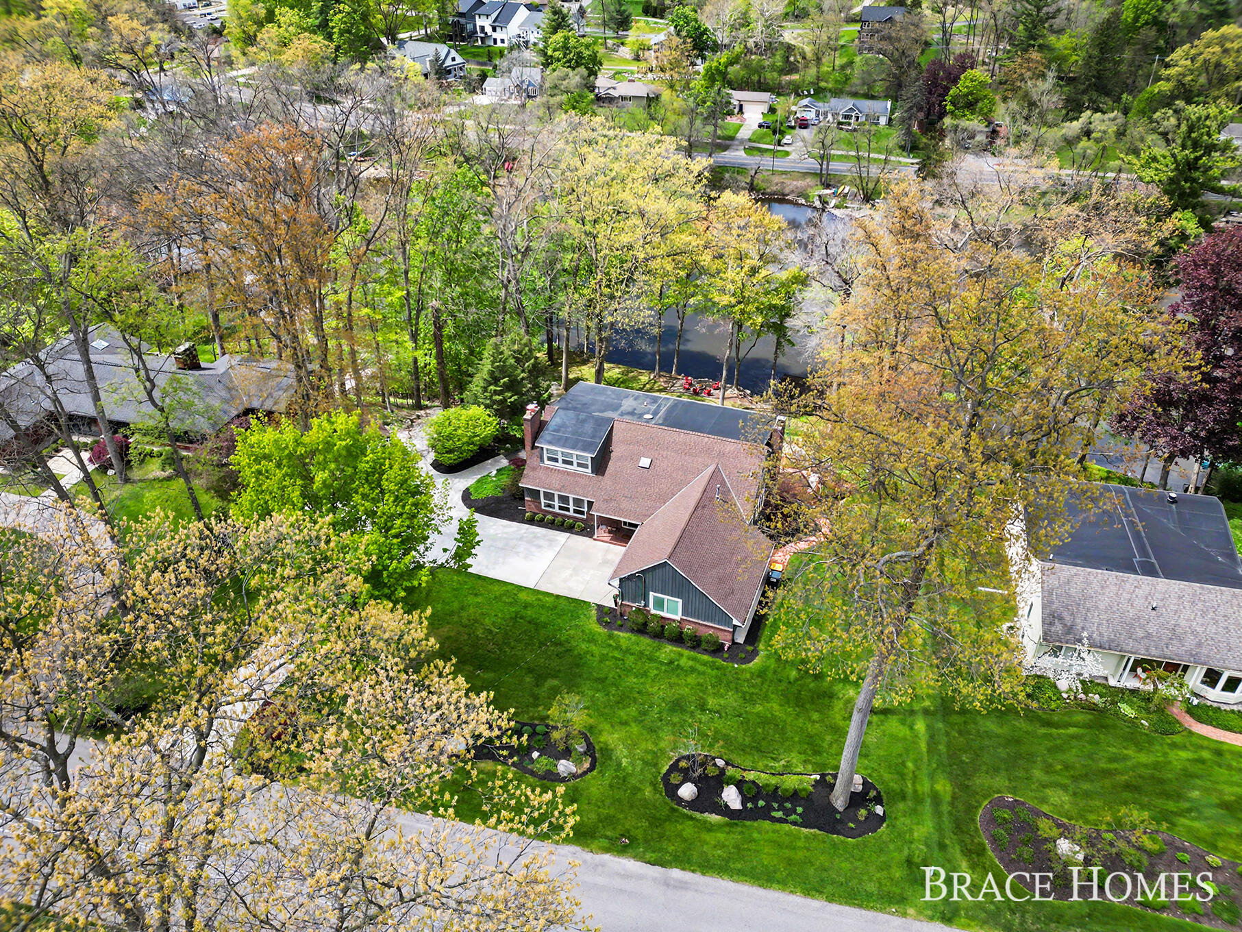2793 Cascade Springs Drive Se Property Photo 1