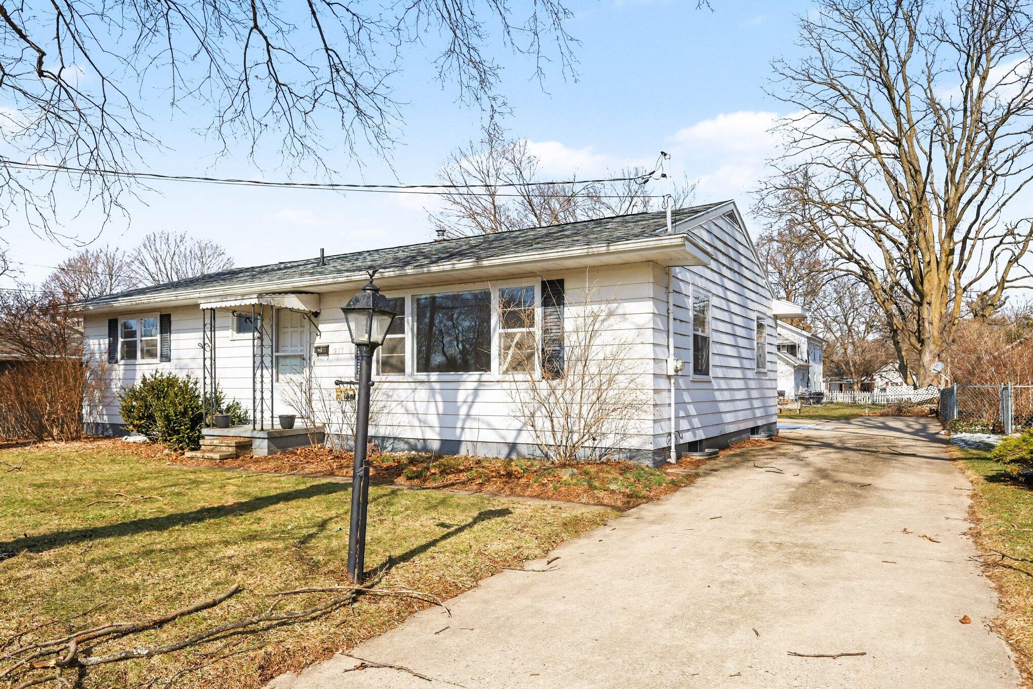 311 Dutton Street Property Photo 3