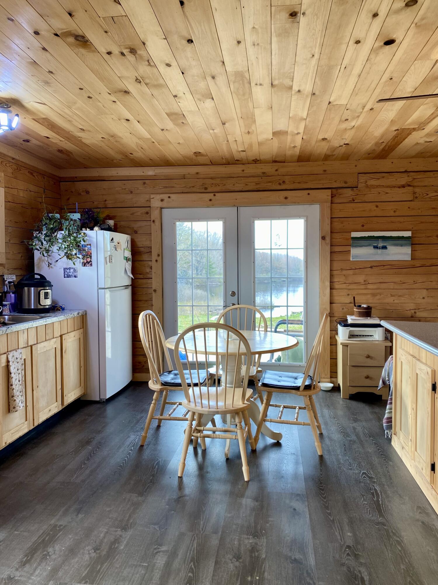 6416 E Rossell Lake Road Property Photo 7