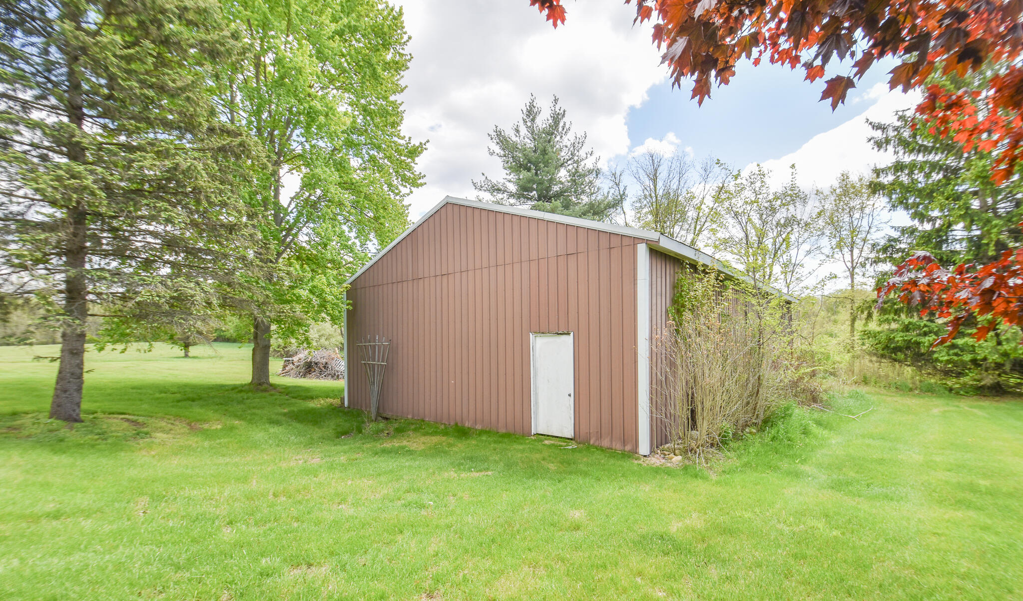 305 Ridge Road Property Photo 3