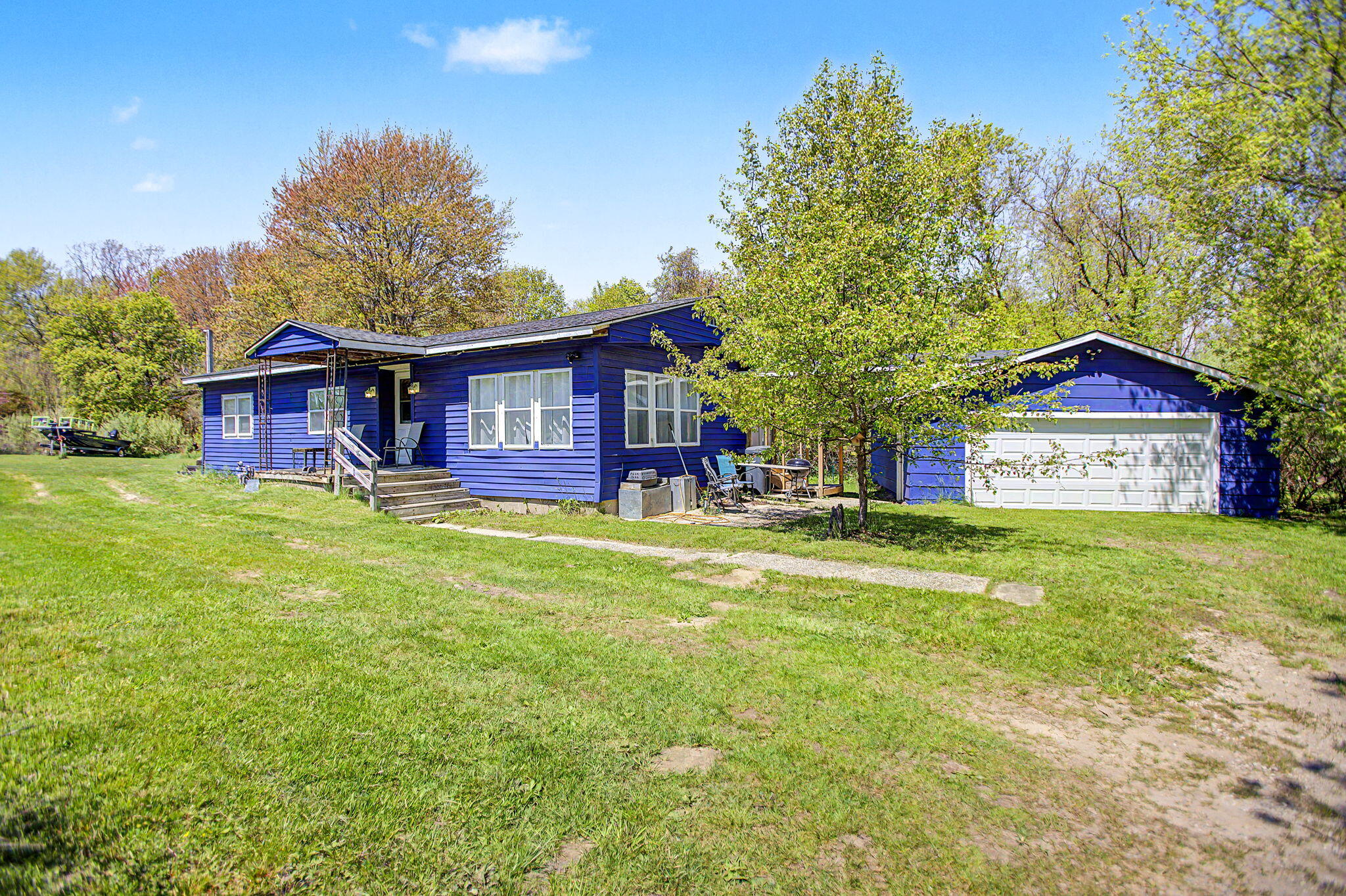7181 E Beach Drive Property Photo 1