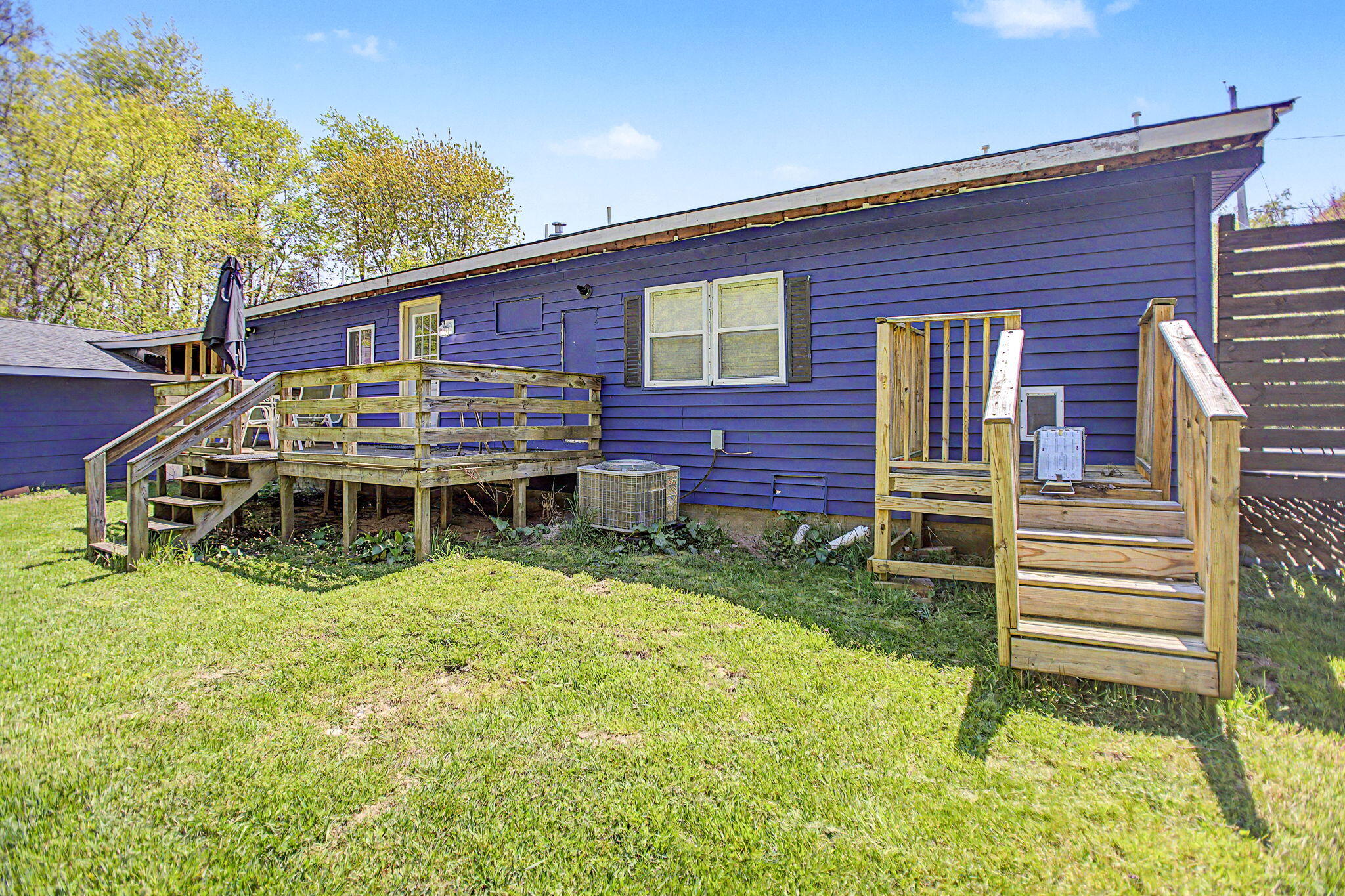 7181 E Beach Drive Property Photo 2