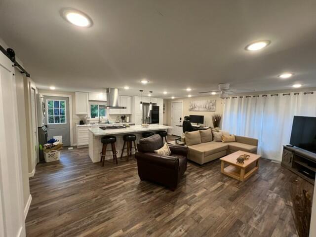 7181 E Beach Drive Property Photo 8