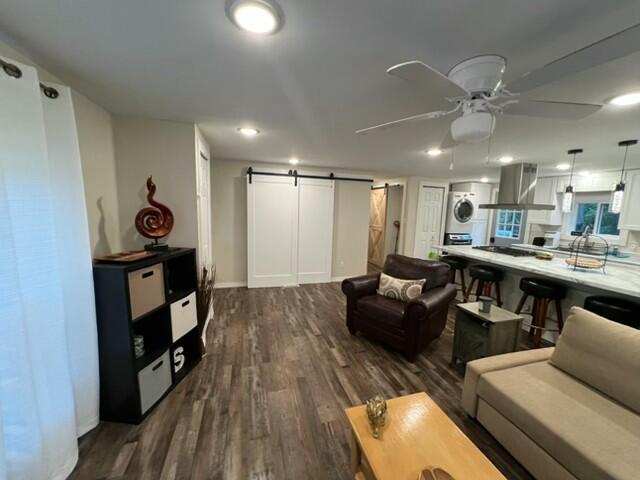 7181 E Beach Drive Property Photo 9
