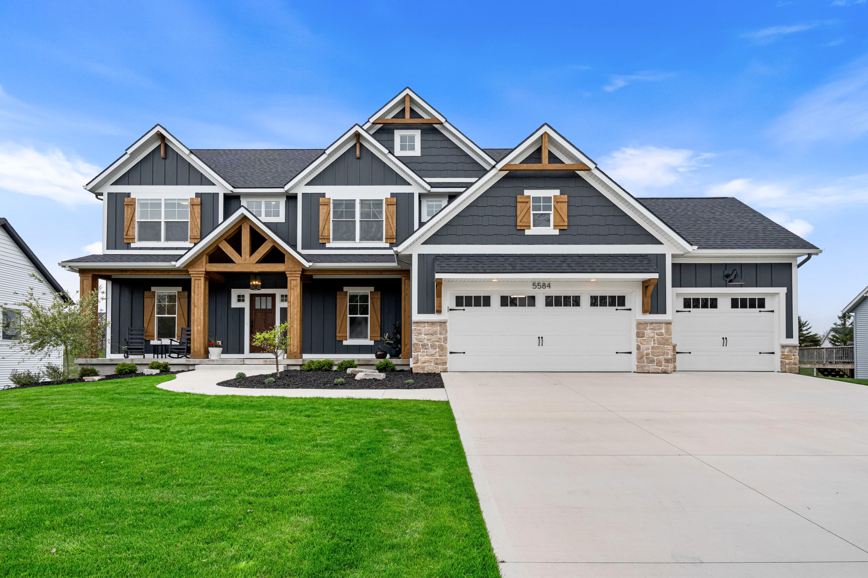 5584 Stonebridge Drive