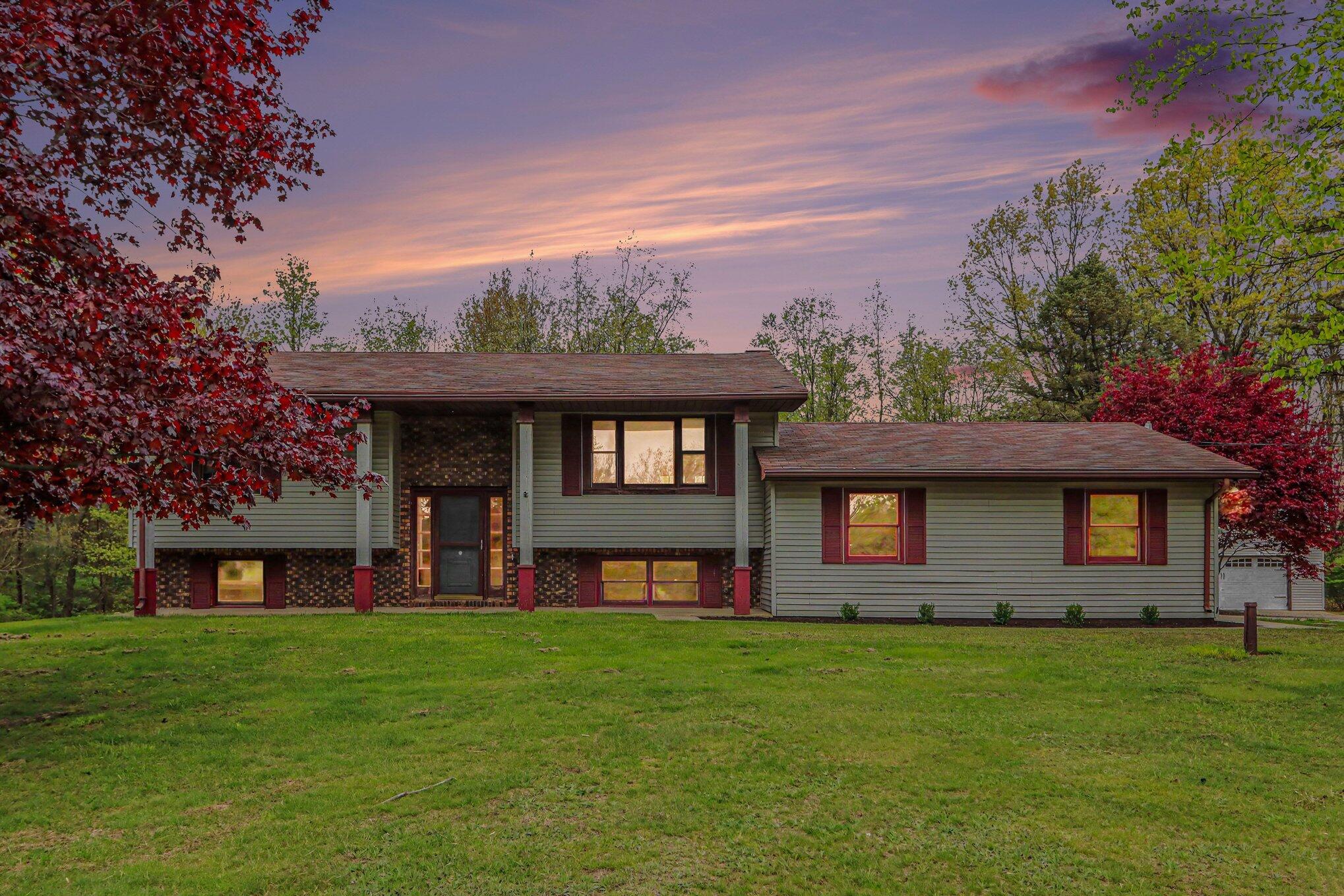 16711 Cd Avenue E Property Photo 5