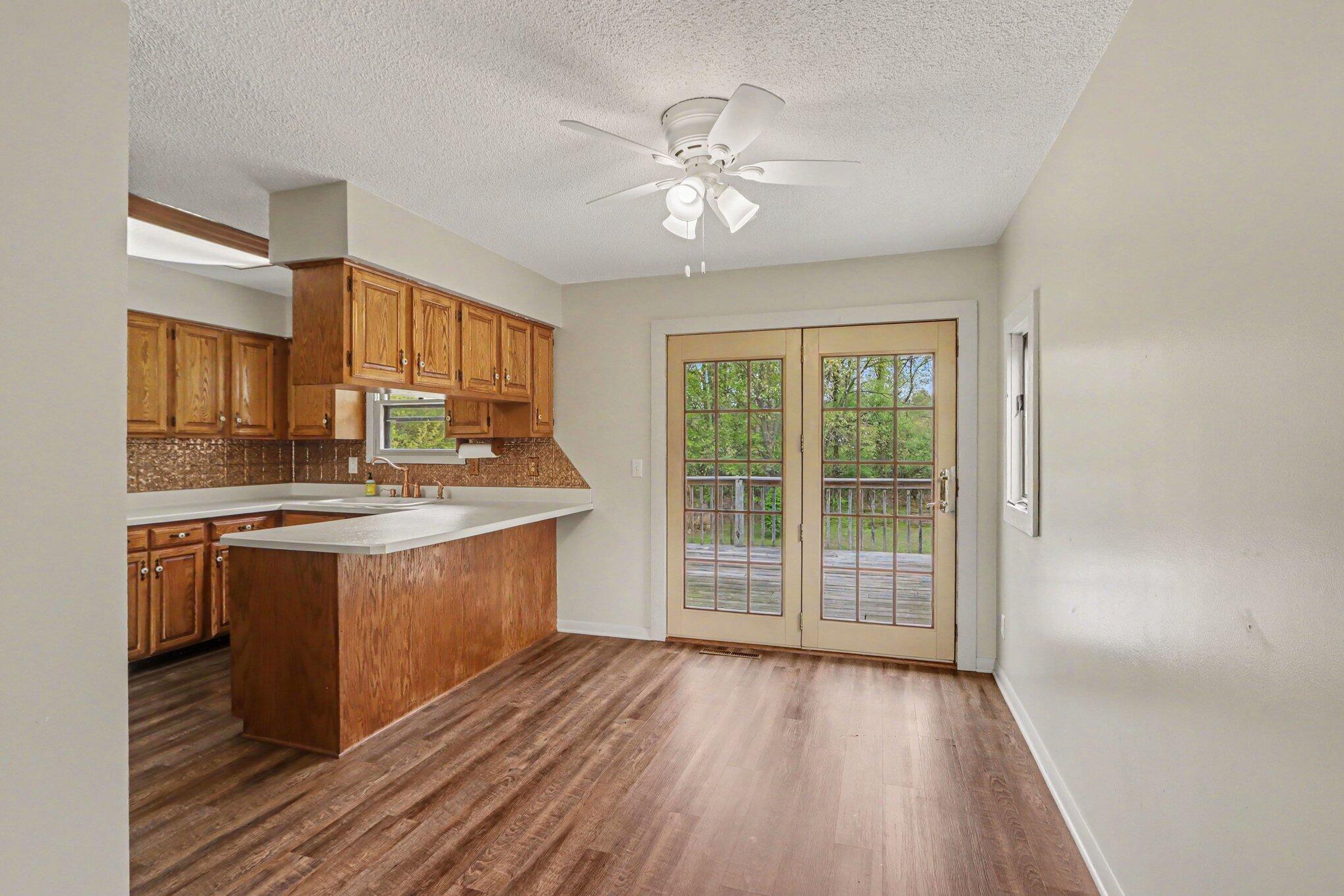 16711 Cd Avenue E Property Photo 8