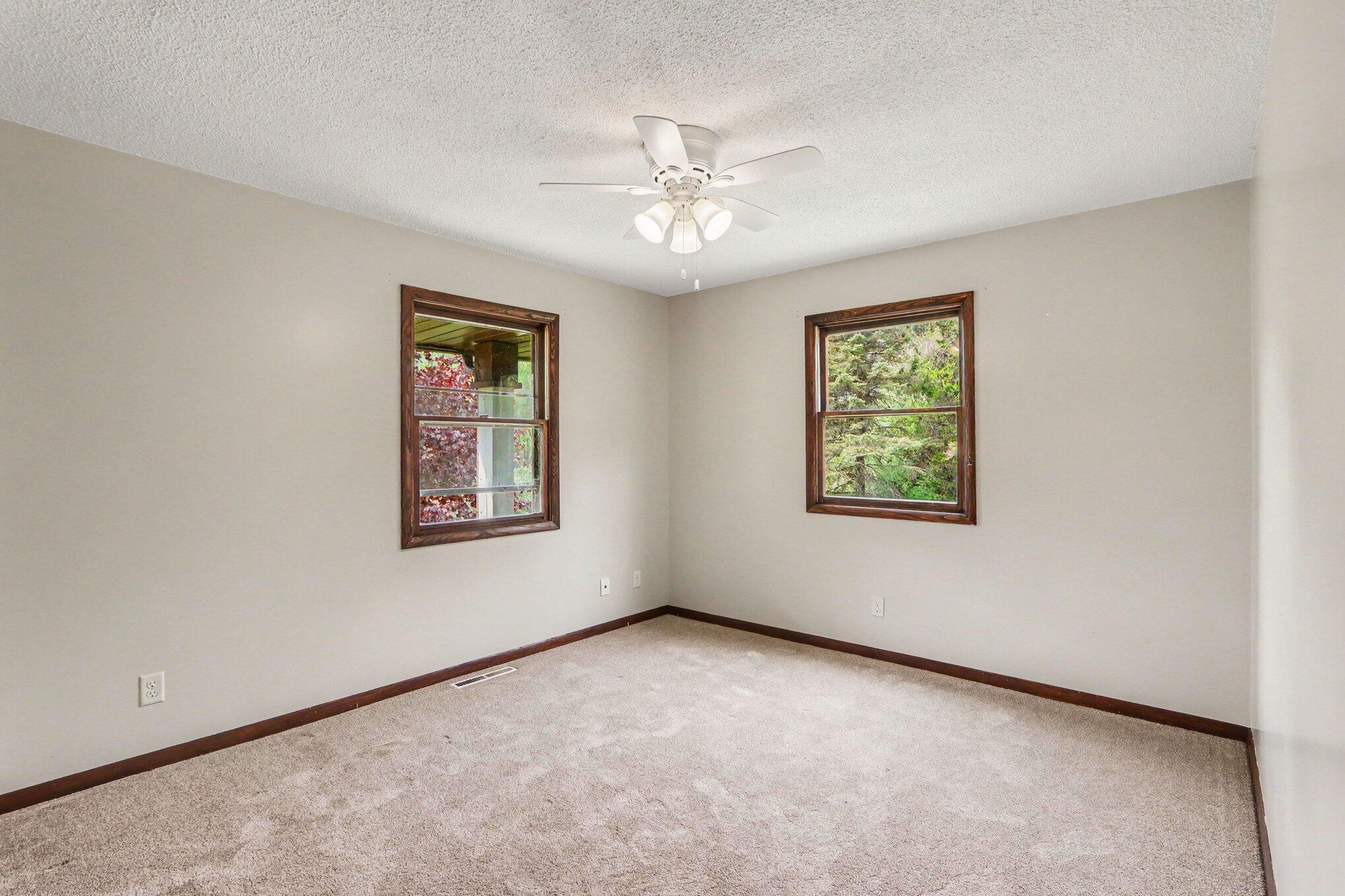 16711 Cd Avenue E Property Photo 14