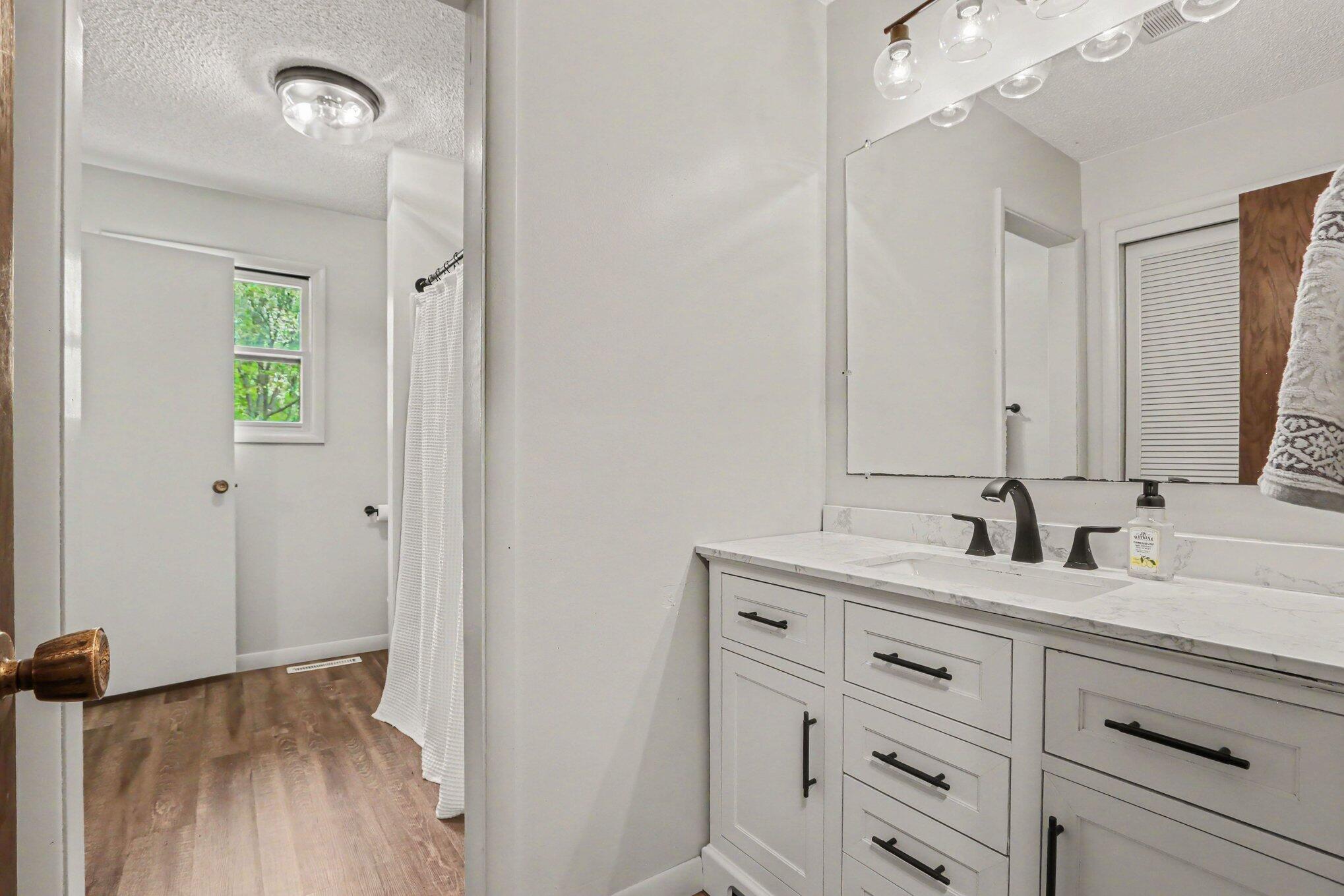 16711 Cd Avenue E Property Photo 16